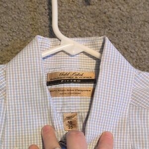 Roundtree & Yorke Men's Light Blue Striped Shirt